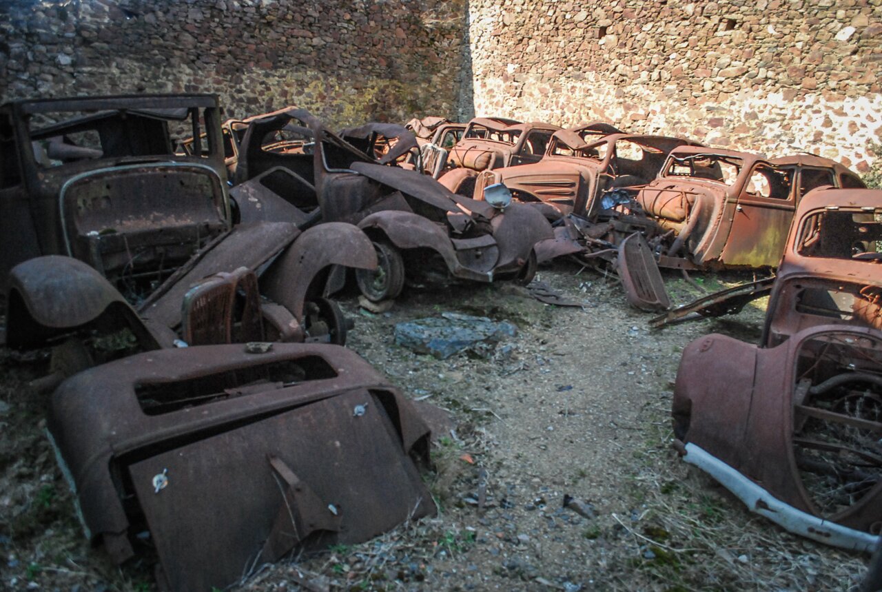 France - Oradour-sur-Glane - Photo 13