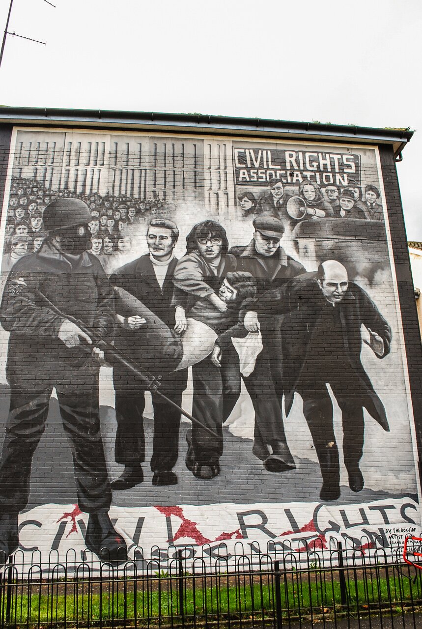 Irlande du Nord - Derry - The Bogside - Photo 2